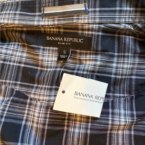 Banana Republic Black and White Gingham Casual Shirt - Picture 4 of 4